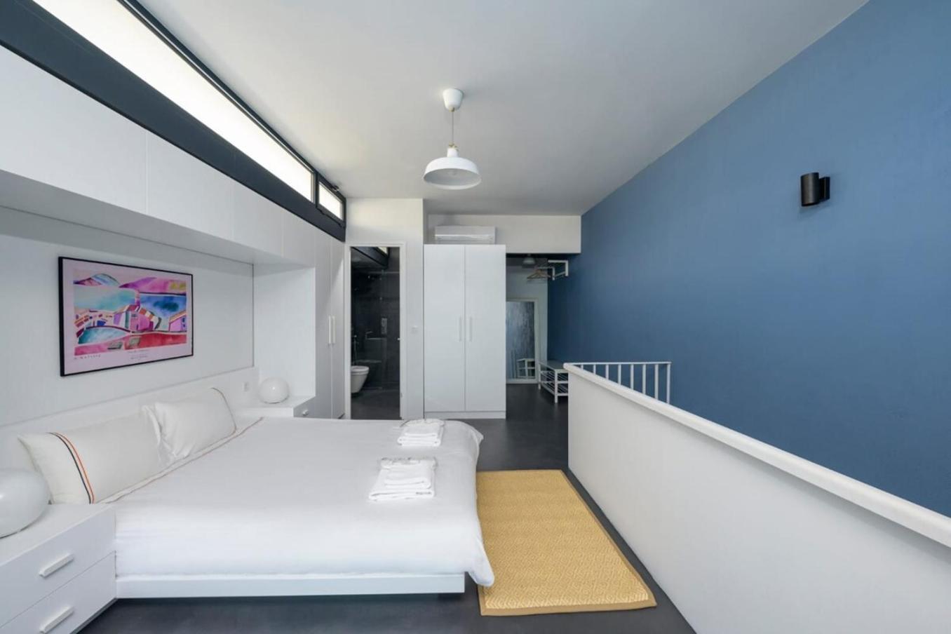 Bright Modern Design New Duplex Loft Patio! #145 Hotel Истанбул Екстериор снимка